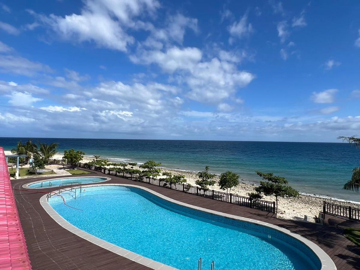 W Golf Resort Oslob Esterno foto