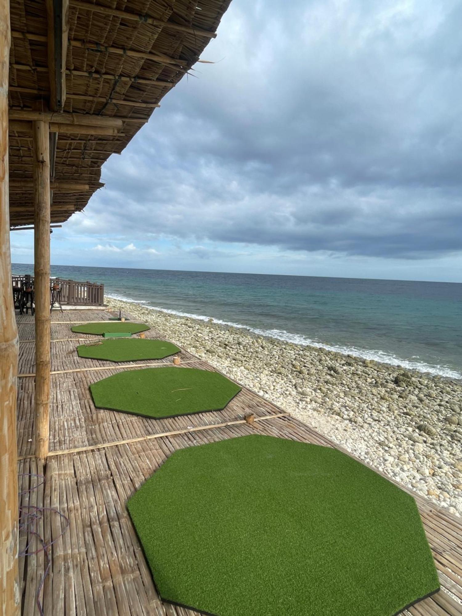 W Golf Resort Oslob Esterno foto