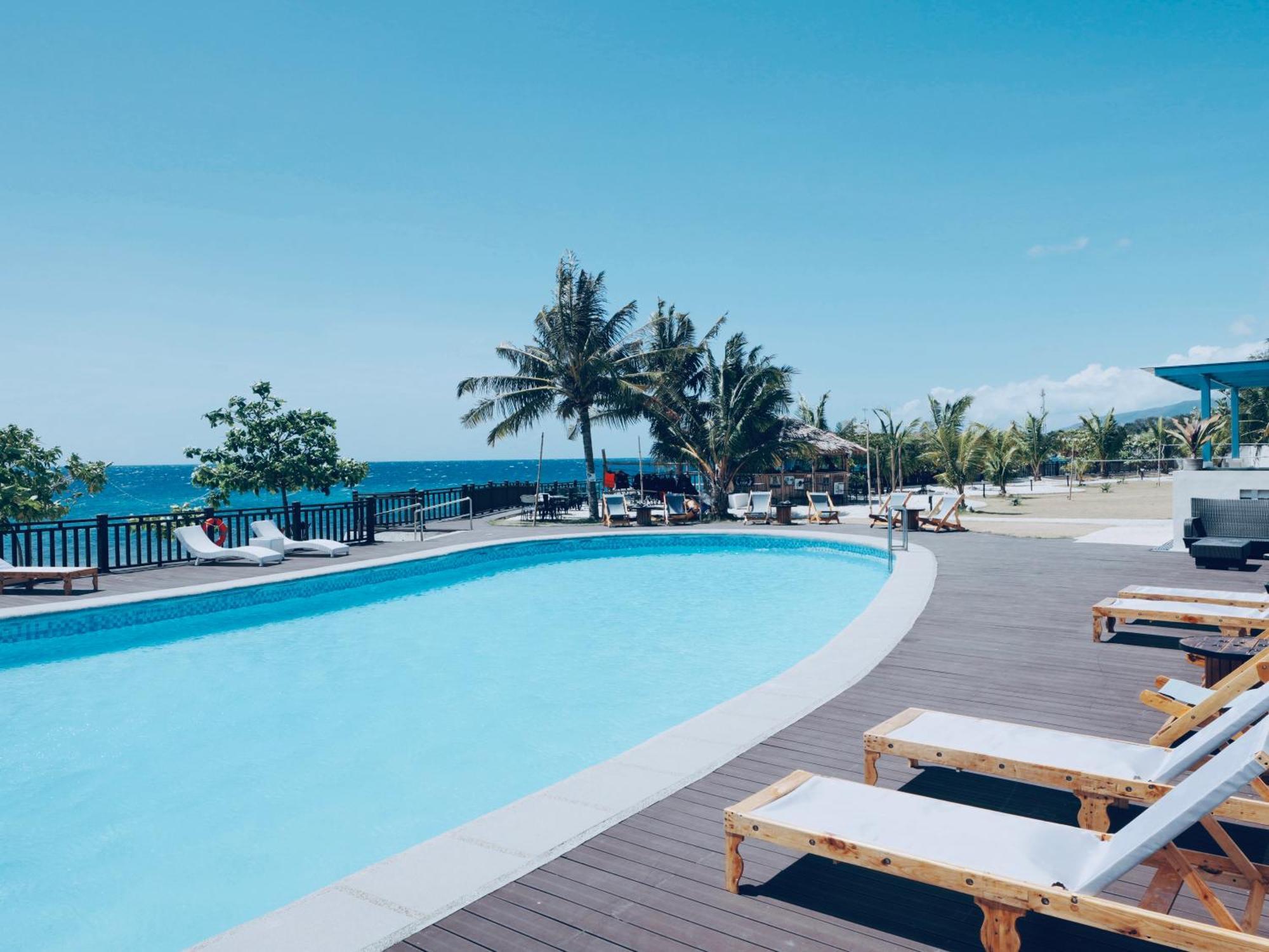 W Golf Resort Oslob Esterno foto